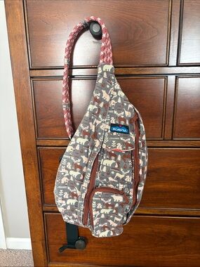 Kavu Gray & Rust “Wild Woods” Print Sling Pack